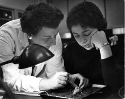 Professor of Biology Beatrice Friedland working with student in lab