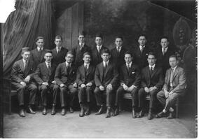 Graduates and faculty of the Talmudical Academy, 1920